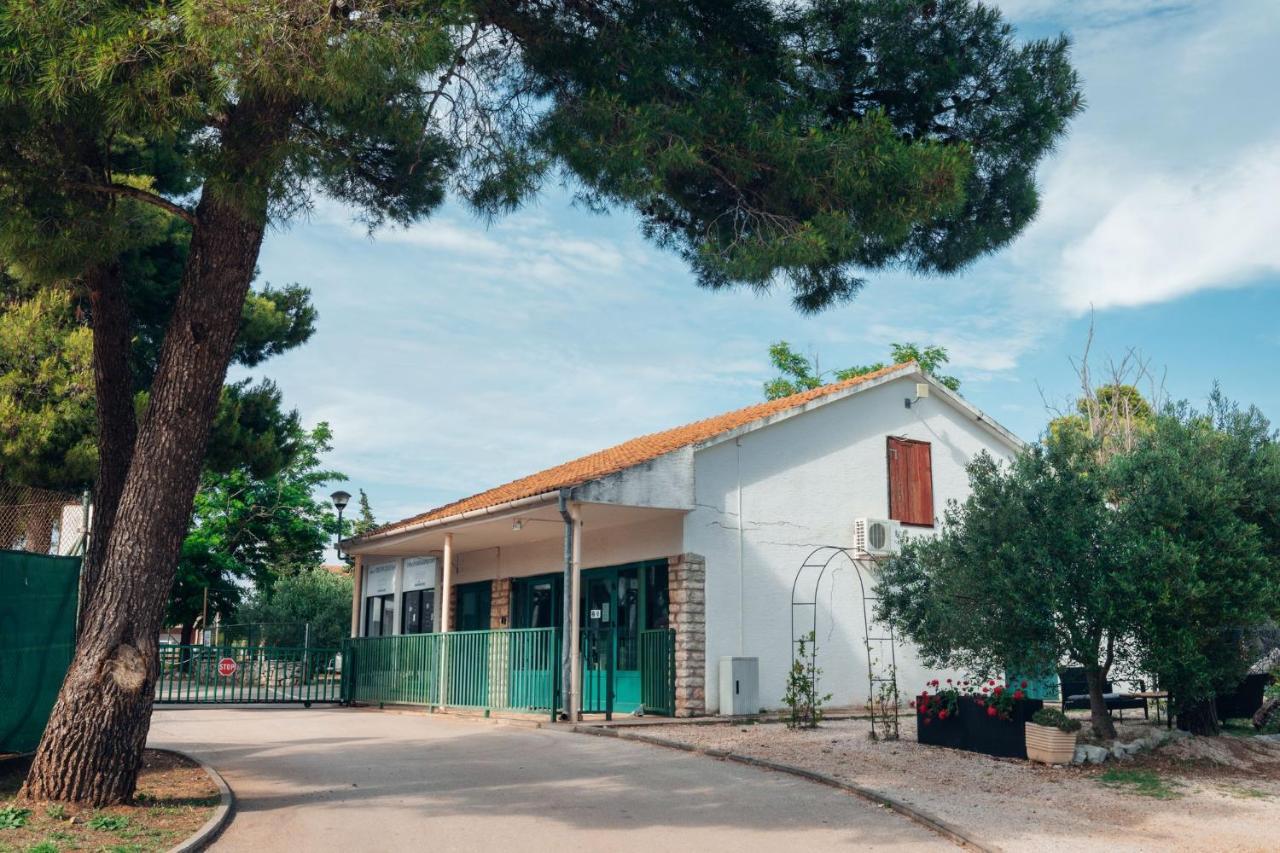 Croatia Camp Premium Hotel Vodice Ngoại thất bức ảnh