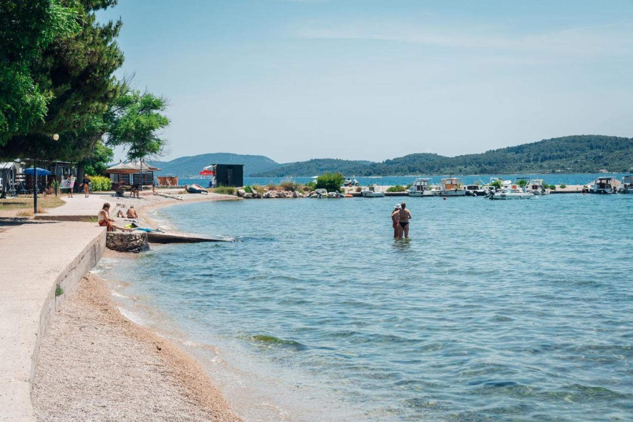 Croatia Camp Premium Hotel Vodice Ngoại thất bức ảnh