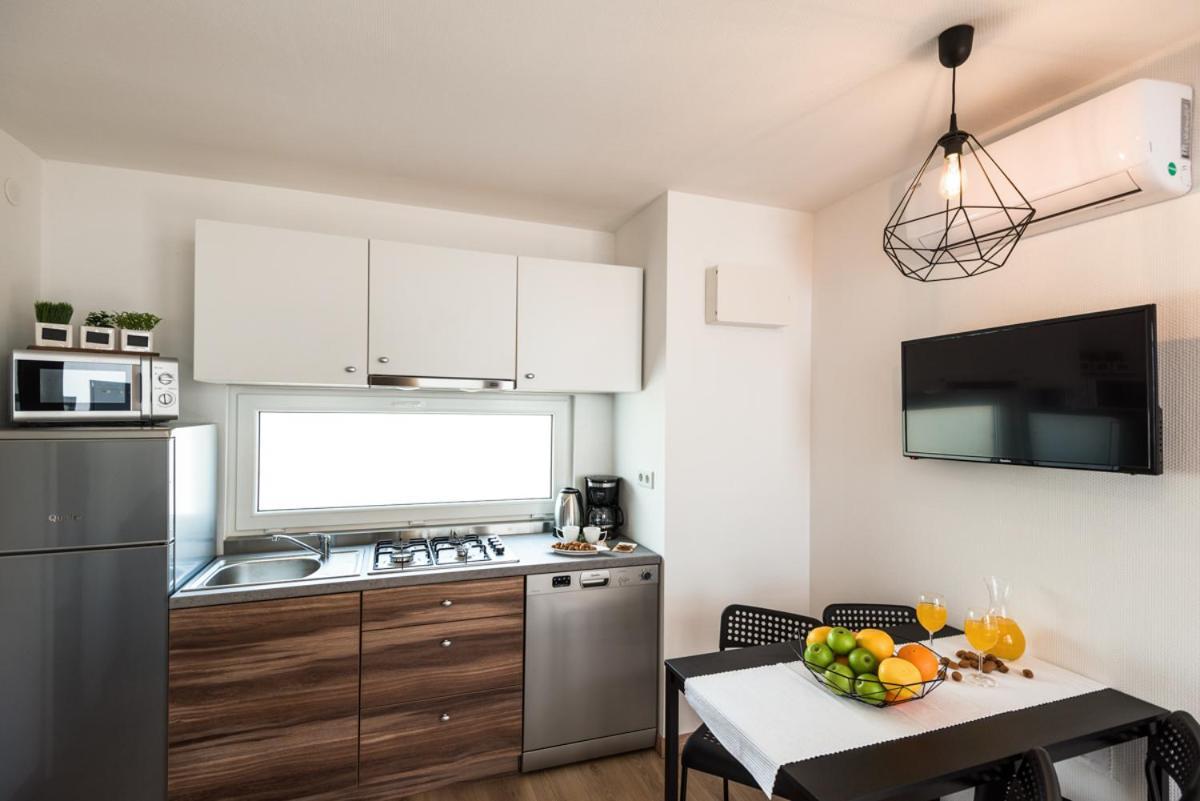 Croatia Camp Premium Hotel Vodice Ngoại thất bức ảnh